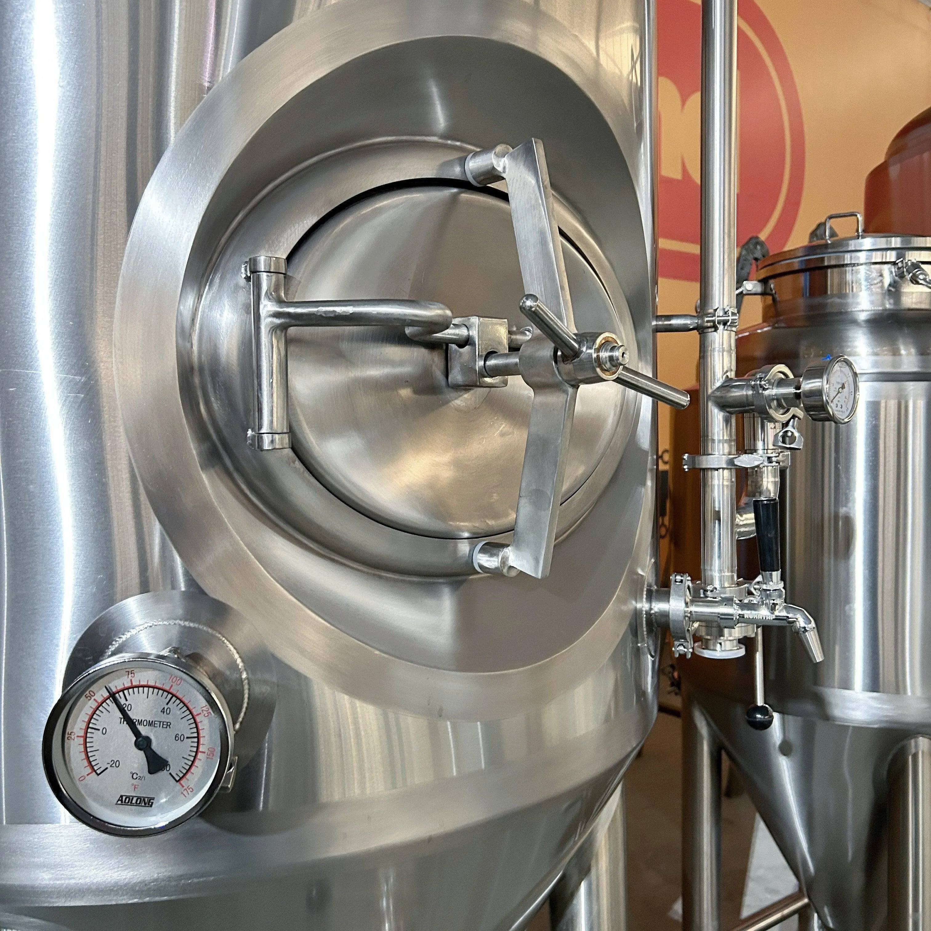 400L Conical Fermenter (pressurisable, jacketed)