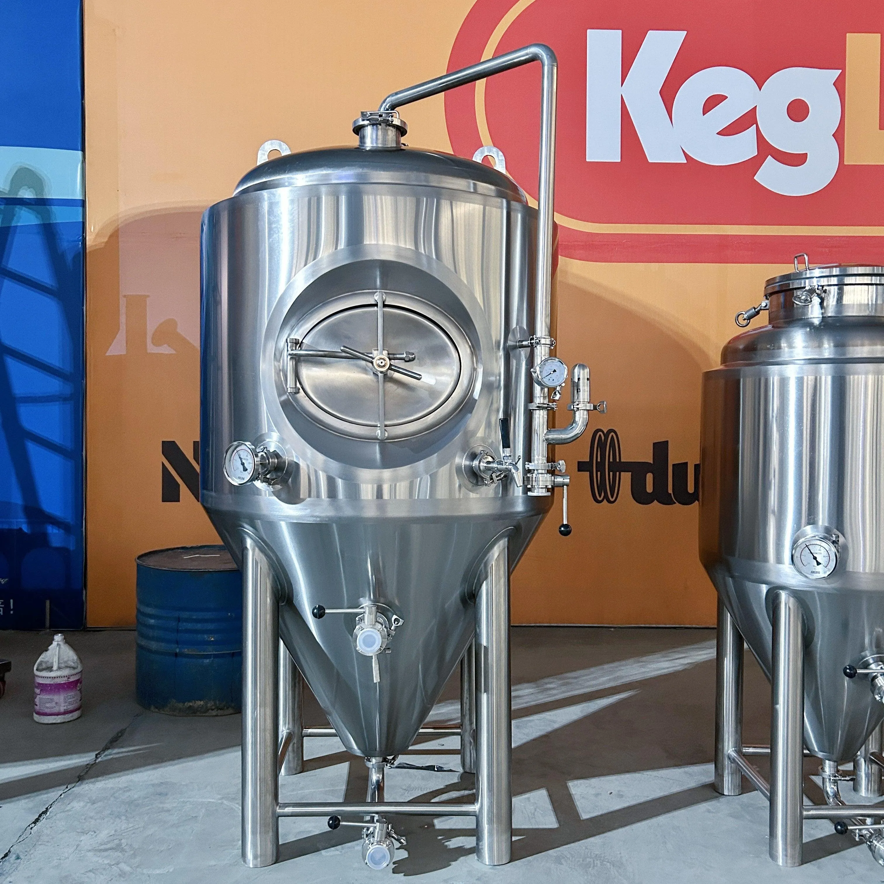 400L Conical Fermenter (pressurisable, jacketed)