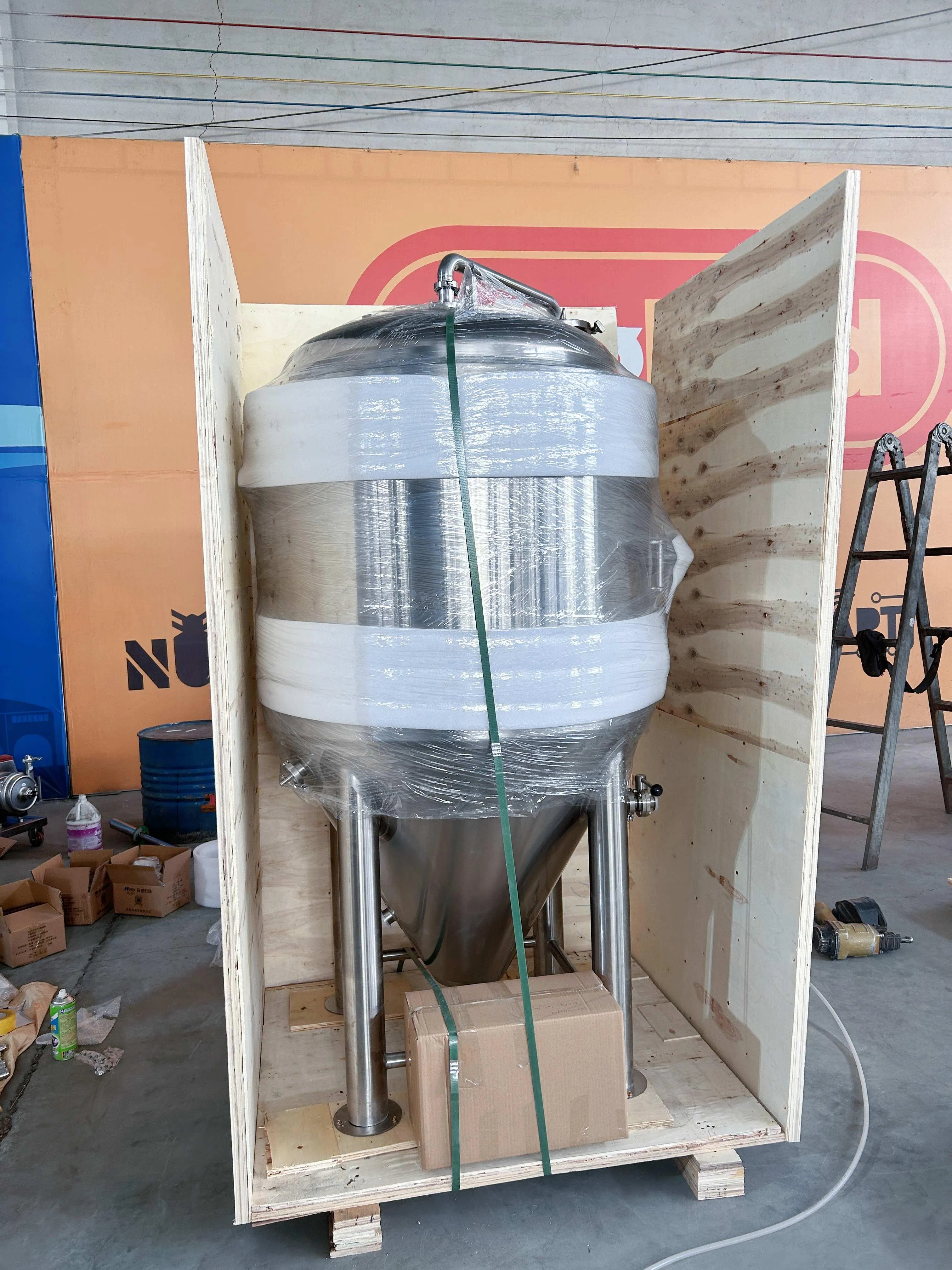 400L Conical Fermenter (pressurisable, jacketed)