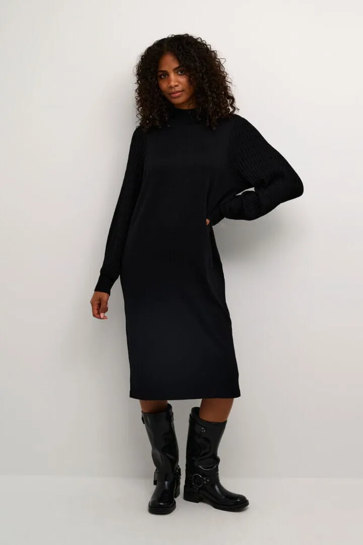 BLACK KNITTED RIBBED DRESS