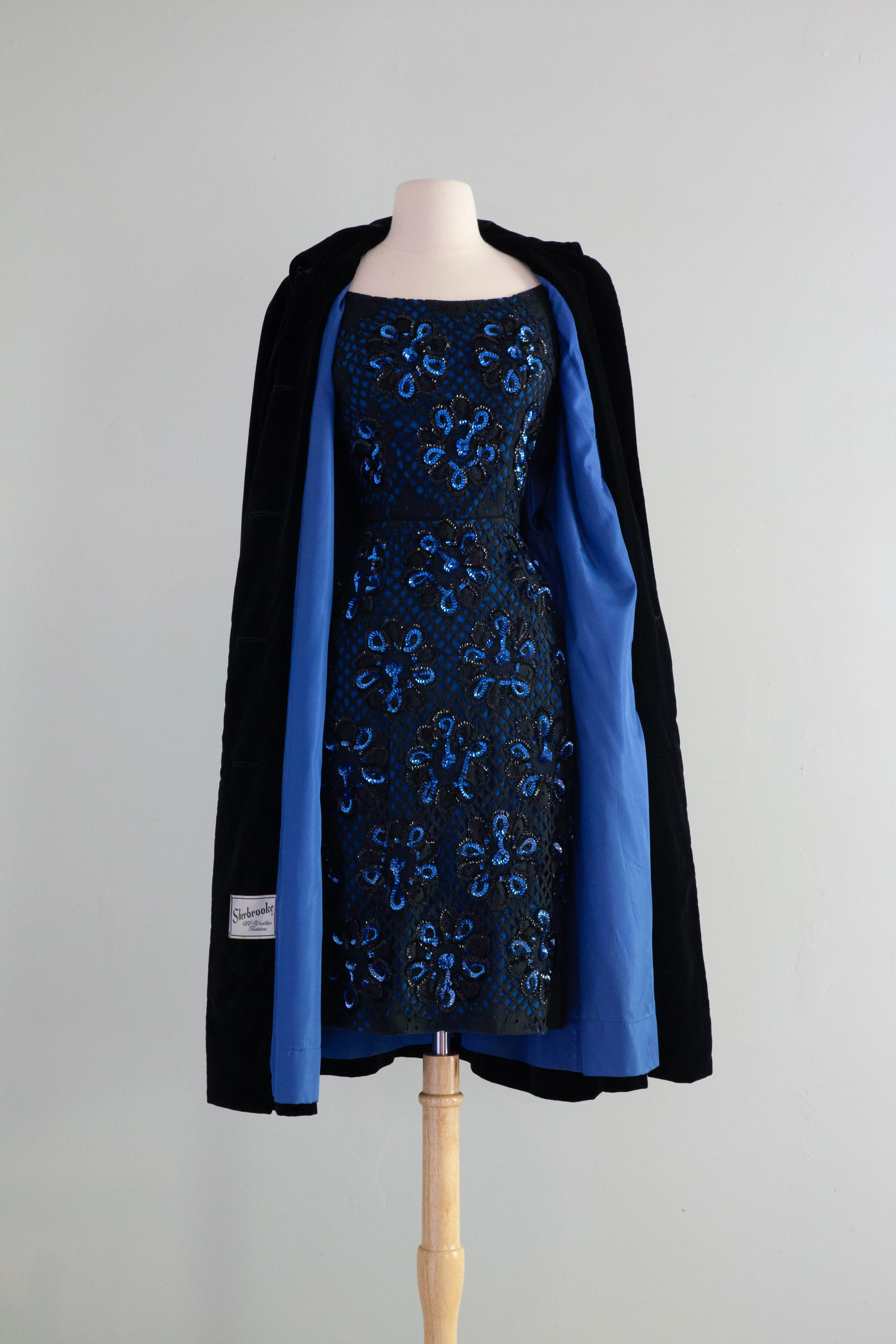 Classic 1950's Black Velvet Evening Coat With Sapphire Blue Lining / ML