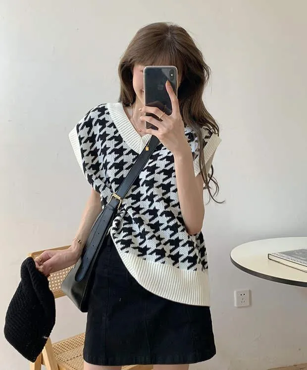 KittenAlarm - Casual Houndstooth Pattern Knitted Vest Sweater