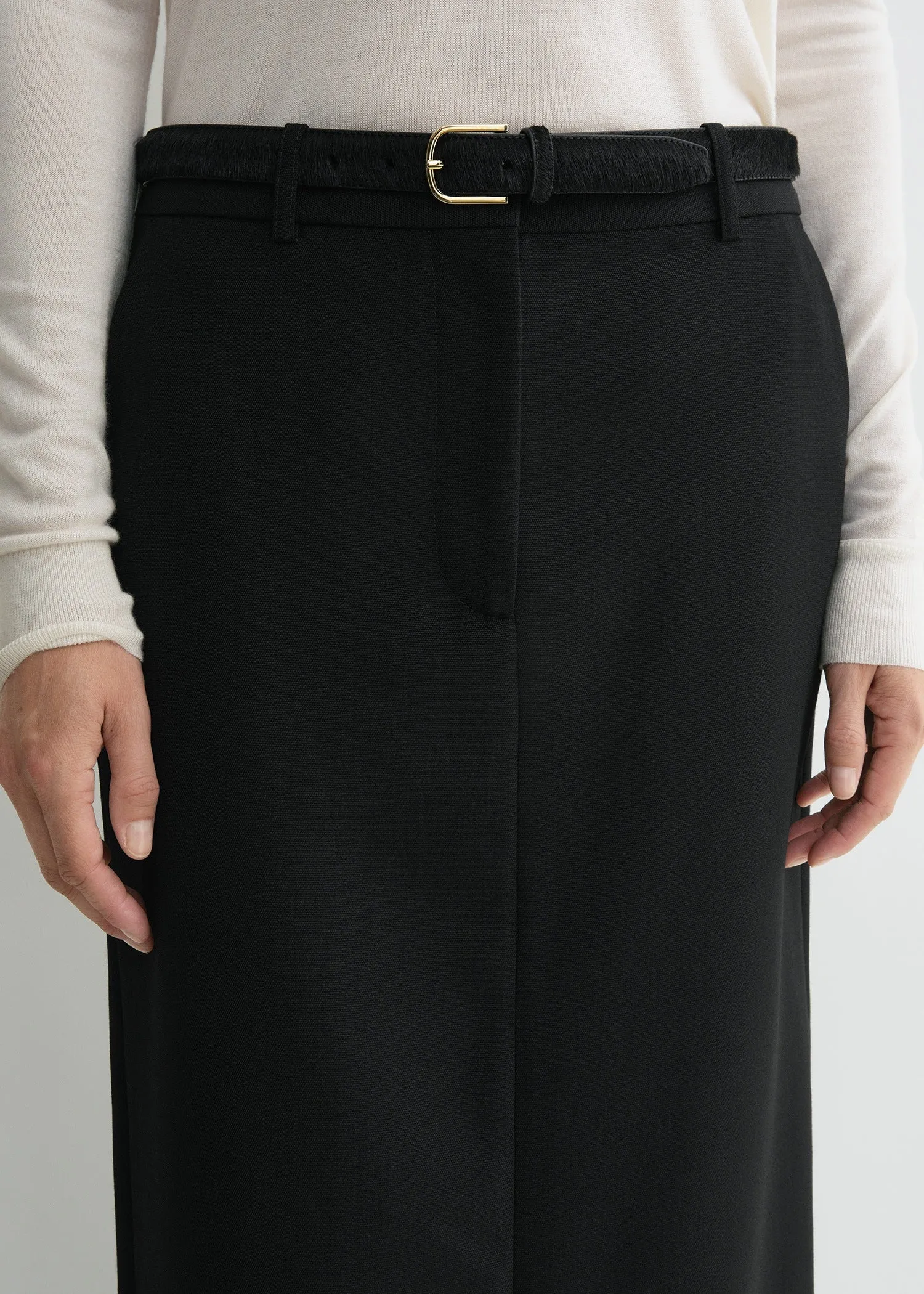 Low-waist straight skirt black