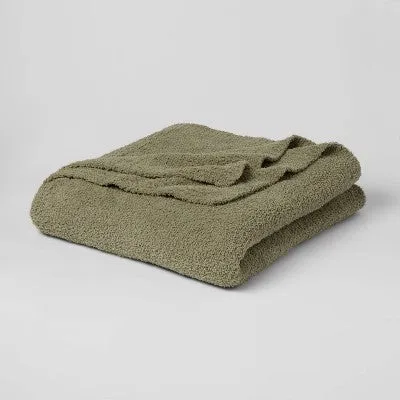 New - Full/Queen Cozy Chenille Bed Blanket Restful Green - Threshold: Midweight,