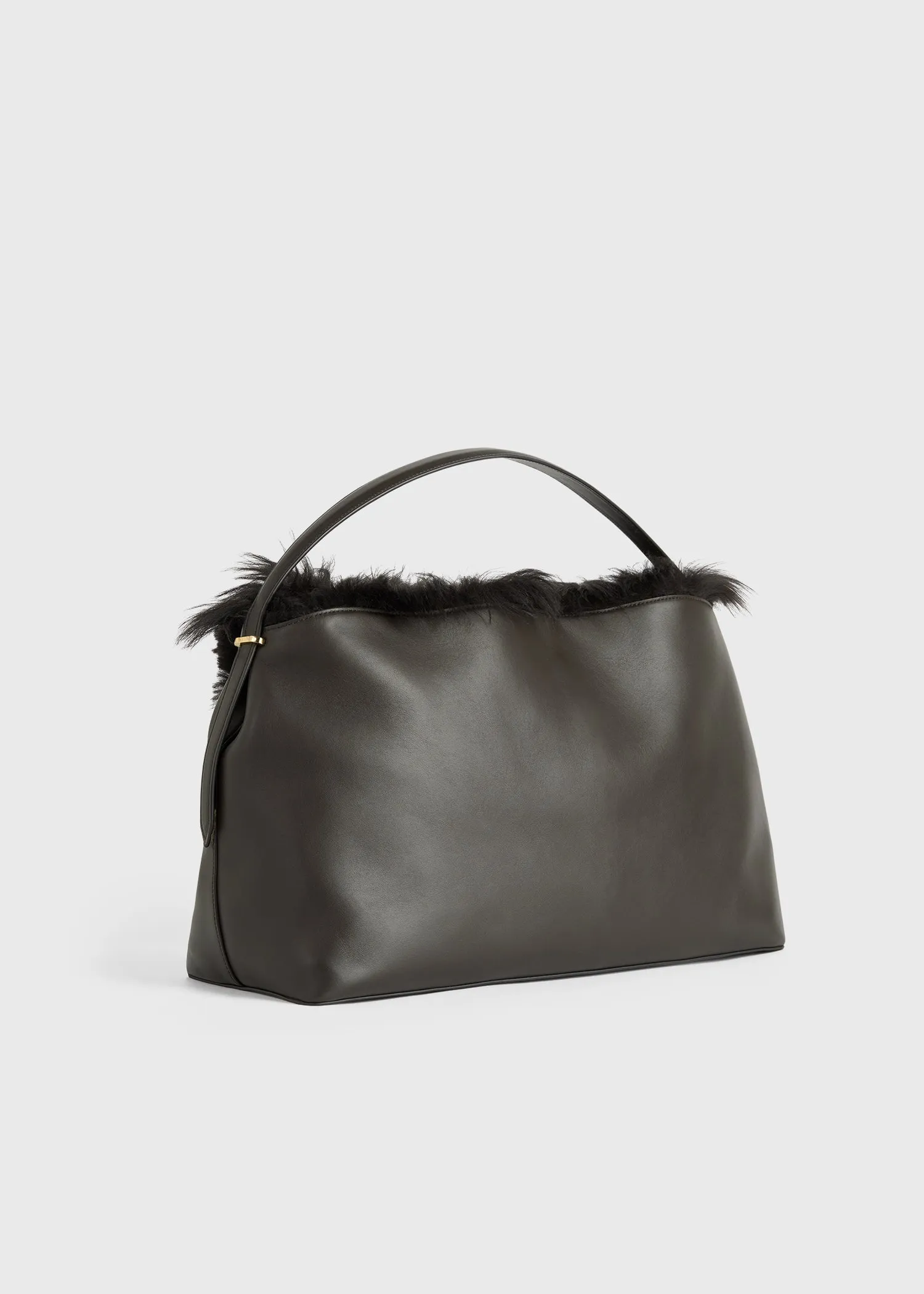 Shearling bag bark