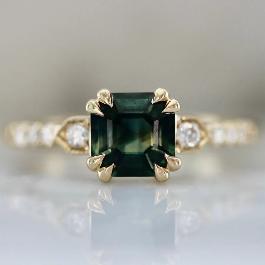 Stars Hollow Green Asscher Cut Sapphire Ring