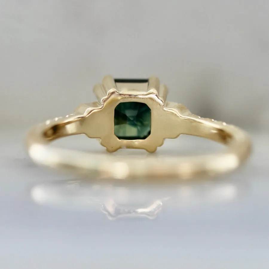 Stars Hollow Green Asscher Cut Sapphire Ring