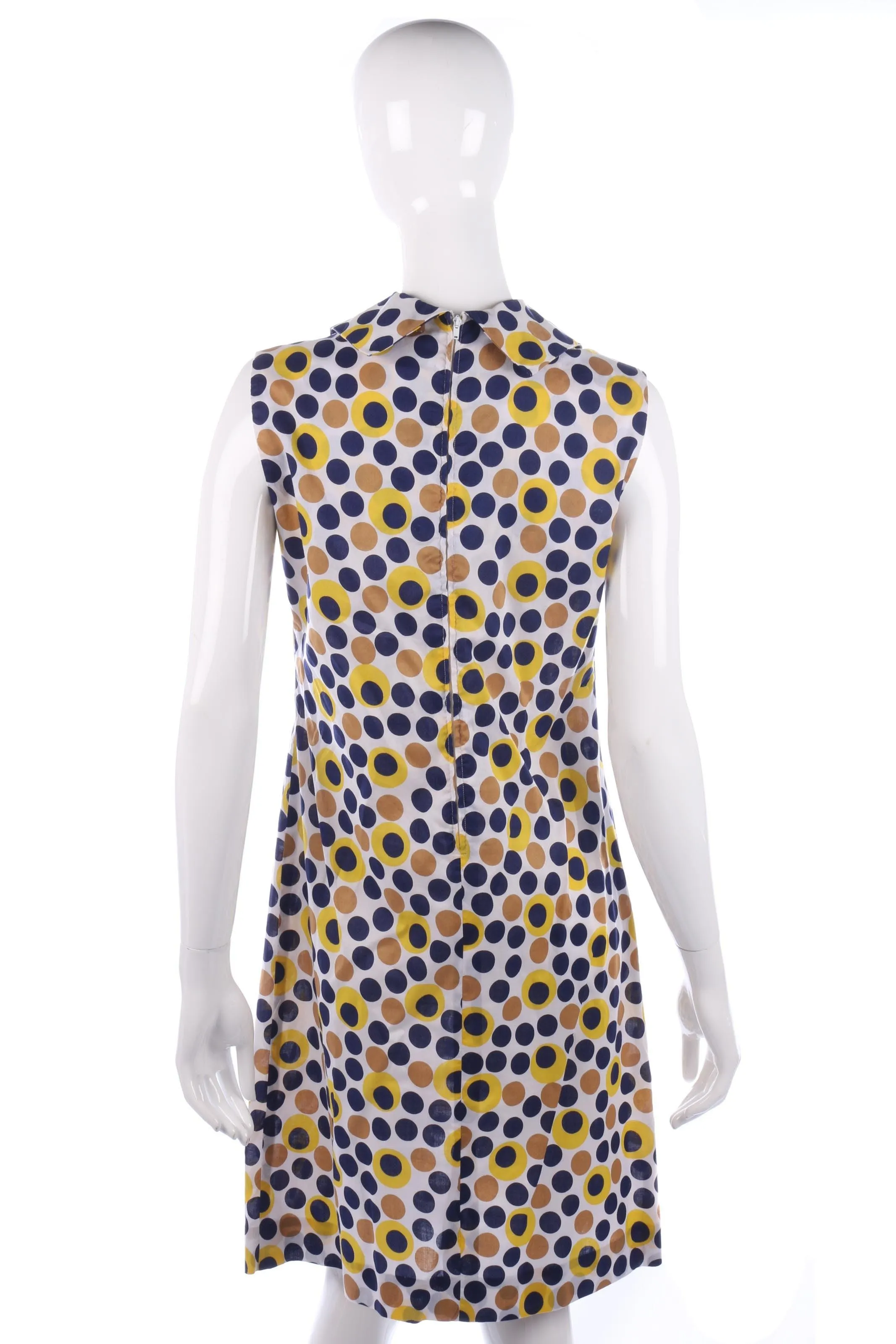 Vintage cotton polkadot dress. Size 10/12