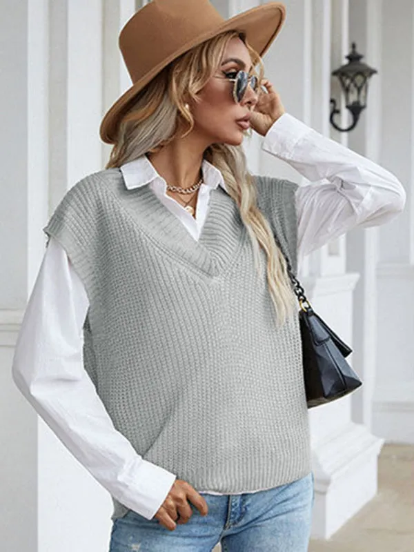 Women's solid color v-neck knitted sweater vest